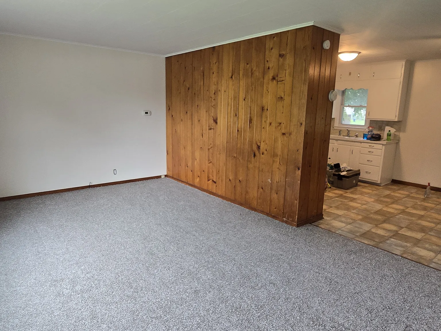 2 bed, 850 sqft, $875 — Photo 3
