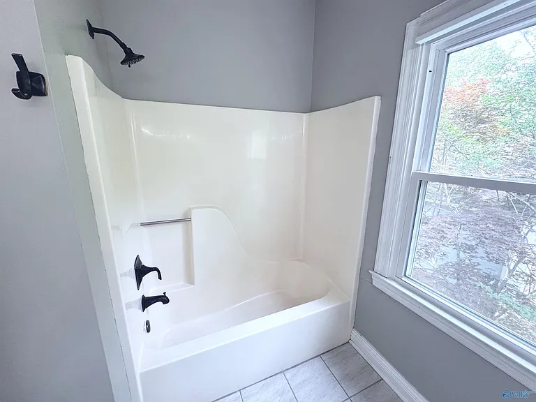 192 Rosecliff Dr — Photo 41