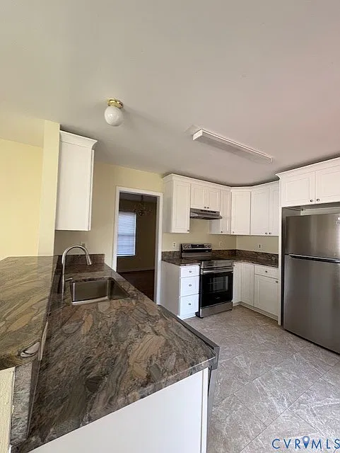 3 bed, 2.5 bath, 1665 sqft, $2,495 — Photo 2