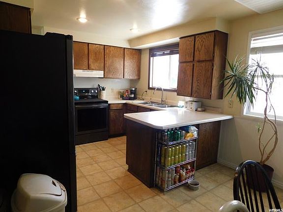 4th image of 3357 W Royalwood Dr