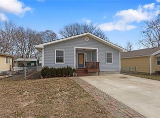 516 Park St, Linwood, KS 66052
