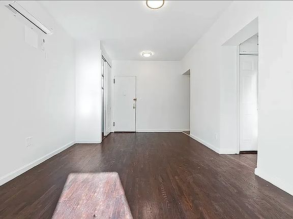 5th image of 445 W 46th St APT 3E