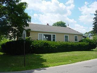 1st image of 163 E Parkwood Dr