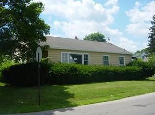 163 E Parkwood Dr, Dayton, OH 45405