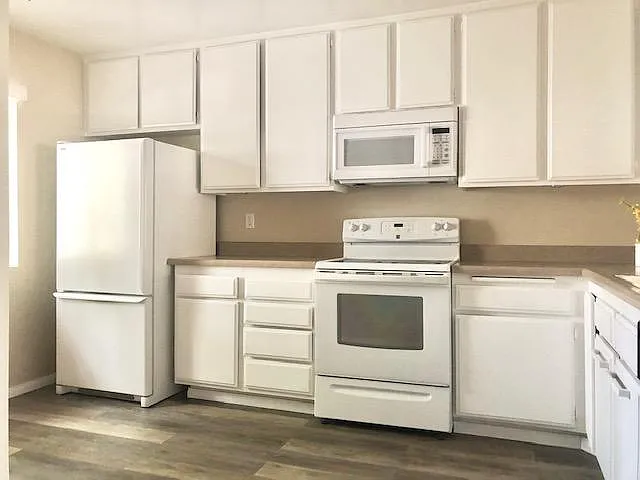 8771 Gilman Dr — Photo 6