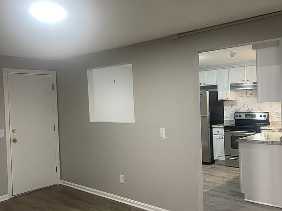 3rd image of 11 Allen Ave #4