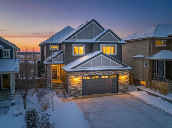 1265 Peregrine Ter NW, Edmonton, AB T5S 0M4