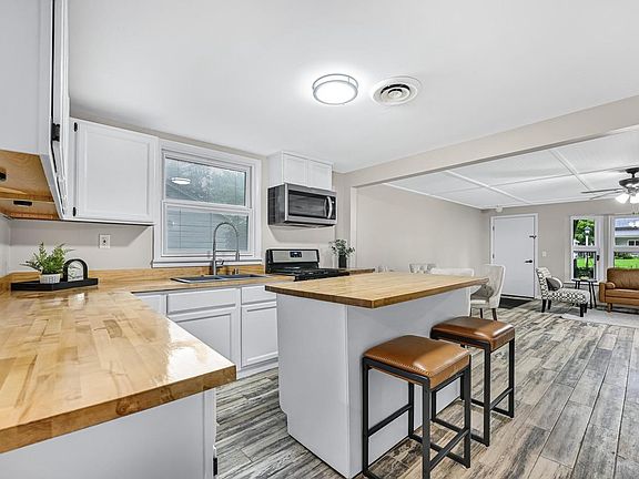 5th image of 27215 115th STREET