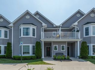 106 Okeefe Ct, Oakdale, NY 11769