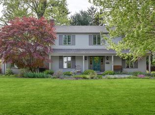 328 Florence Ct, Bay Village, OH 44140