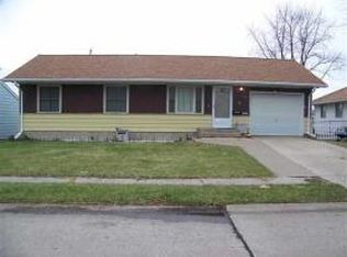 3037 9th St, East Moline, IL 61244
