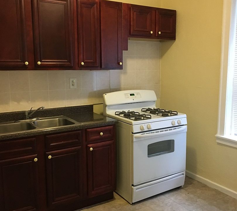 1st image of 1206 N Lockwood Ave #2