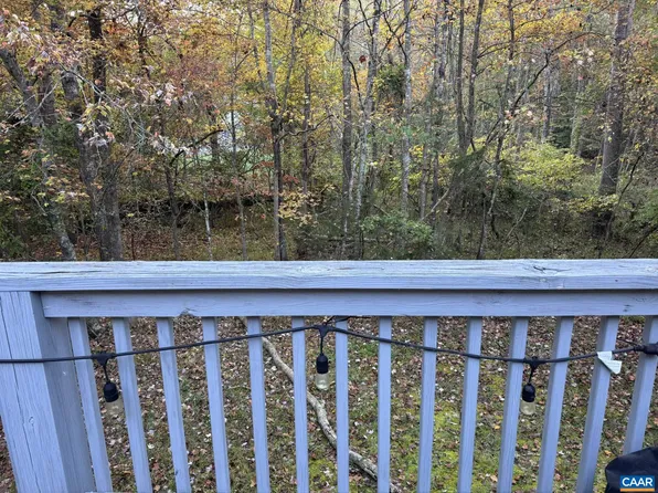 2 Bridlewood Dr, Palmyra, VA 22963