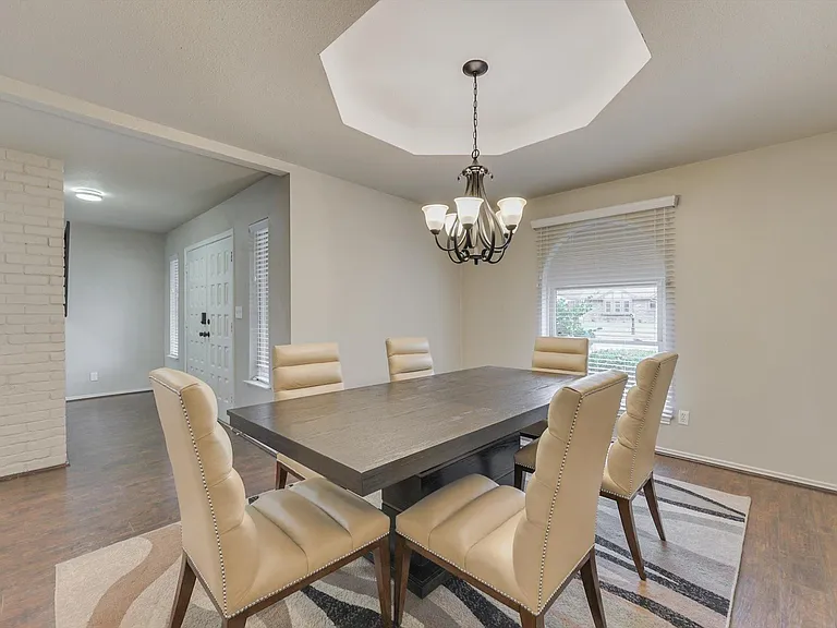 2116 Newcastle Cir — Photo 12
