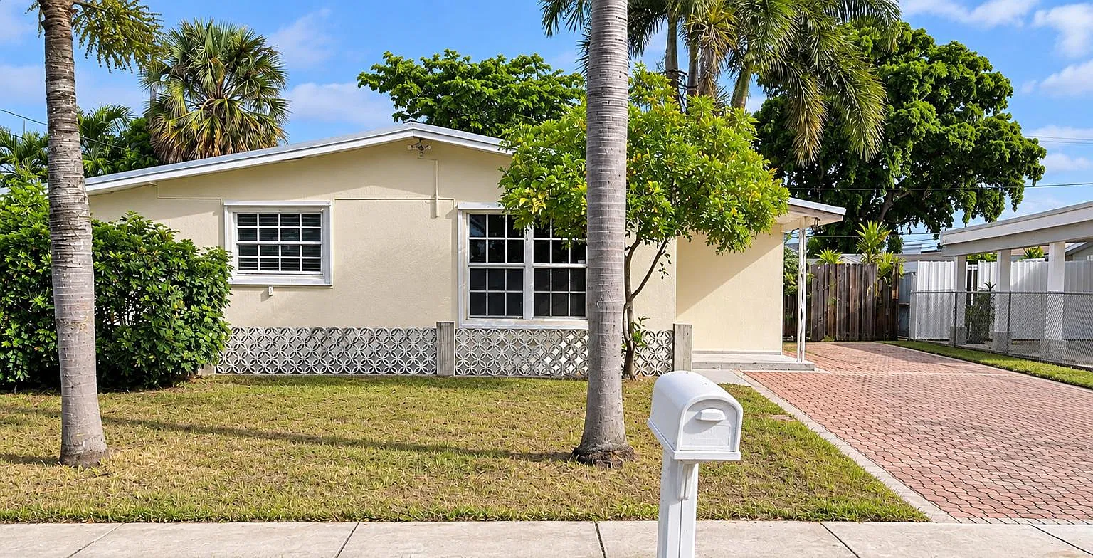 5751 SW 37 ST - 5751 — Photo 1