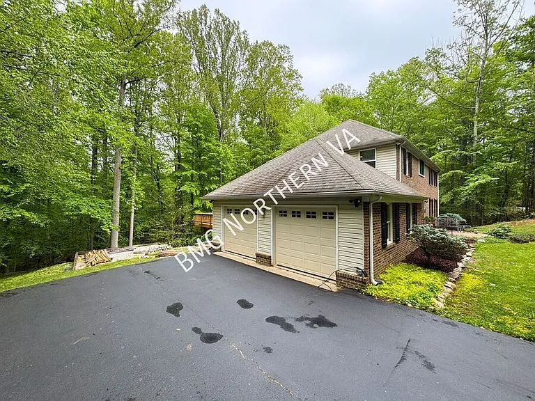 4800 Occoquan Overlook — Photo 54