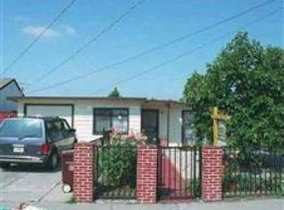 23077 Santa Clara St, Hayward, CA 94541