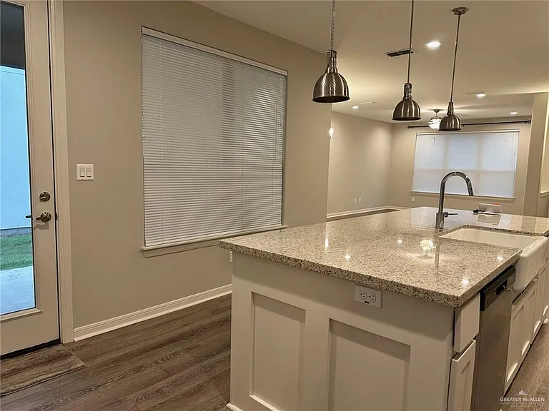 1313 Xavier Ave — Photo 11