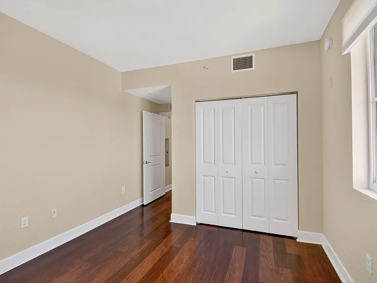 1660 Renaissance Commons Blvd #2517 — Photo 28