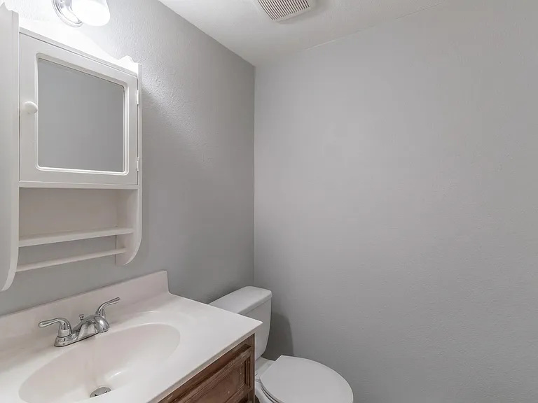 8517 Fathom Cir #B — Photo 6