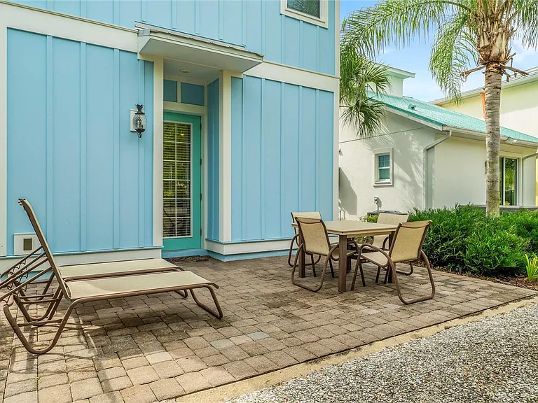 8005 Sand Bar Dr — Photo 21