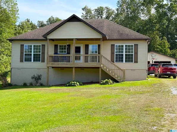 91 Briarfield Rd, Warrior, AL 35180