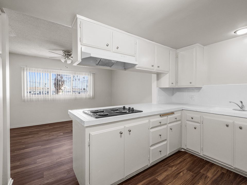 1st image of 525 E 99th St APT 7