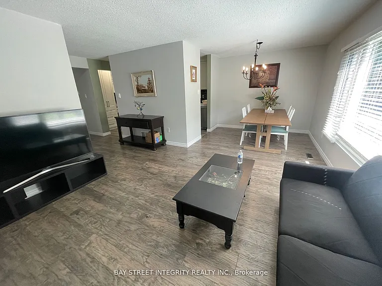 56 Stanbridge Ct — Photo 6