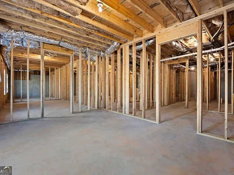 360 Ansley Dr — Photo 34