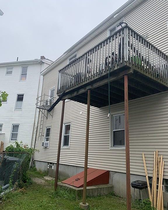 2nd image of 414 5th St