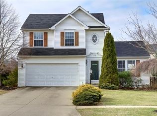 225 Sandstone Ridge Way, Berea, OH 44017