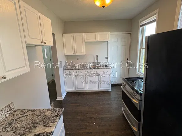 1155 7th St W #3, Saint Paul, MN 55102