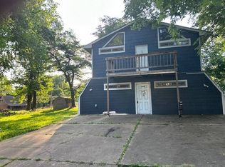 30 Circle Dr, Monkey Island, OK 74331
