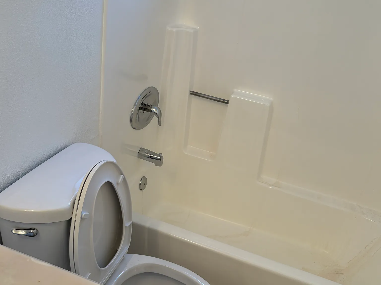 2 bed, 780 sqft, $2,950 — Photo 3