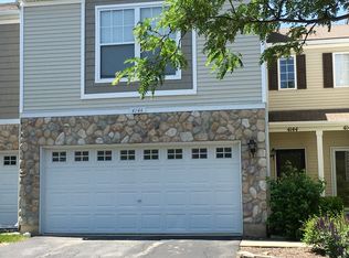 4144 Blackstone Dr, Aurora, IL 60504
