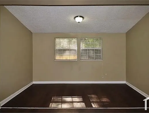 5028 Princely Ave — Photo 3