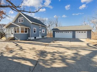 1635 31st St SE, Cedar Rapids, IA 52403