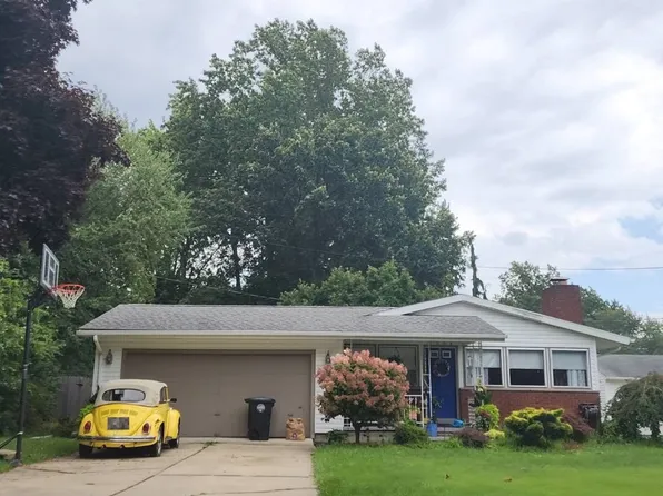 1204 Norwood Dr, Ashtabula, OH 44004
