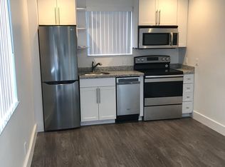 1986 NE 5th St, Deerfield Beach, FL 33441