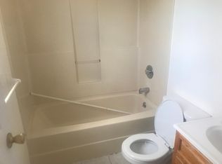16 Walnut St FLOOR 2, Keyport, NJ 07735