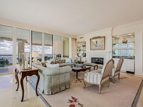 5th image of 600 Beachview Dr APT 3