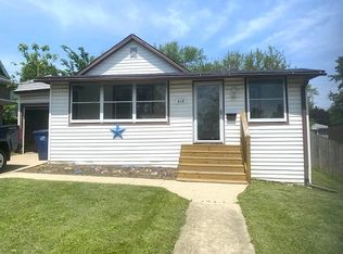 413 7th St, La Salle, IL 61301