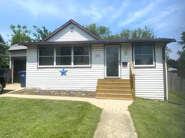 413 7th St, La Salle, IL 61301