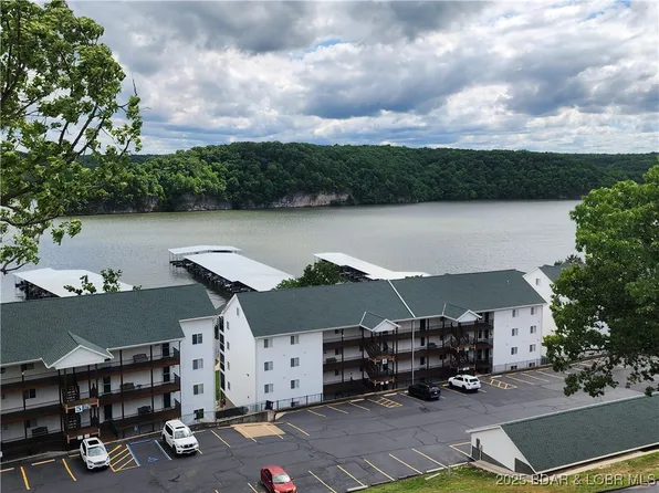 14 Park Pool Dr #4C, Lake Ozark, MO 65047