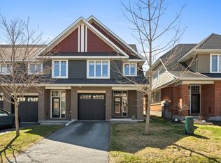 461 Kilspindie Rdg, Ottawa, ON K2J6A2