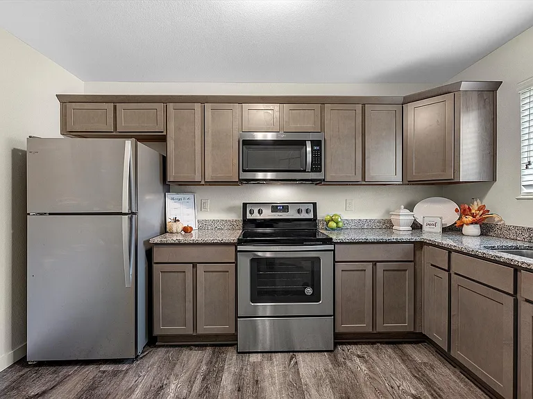 21155 Gosling Rd #30D — Photo 4