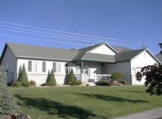 1114 N Cedarwood Rd, Tooele, UT 84074