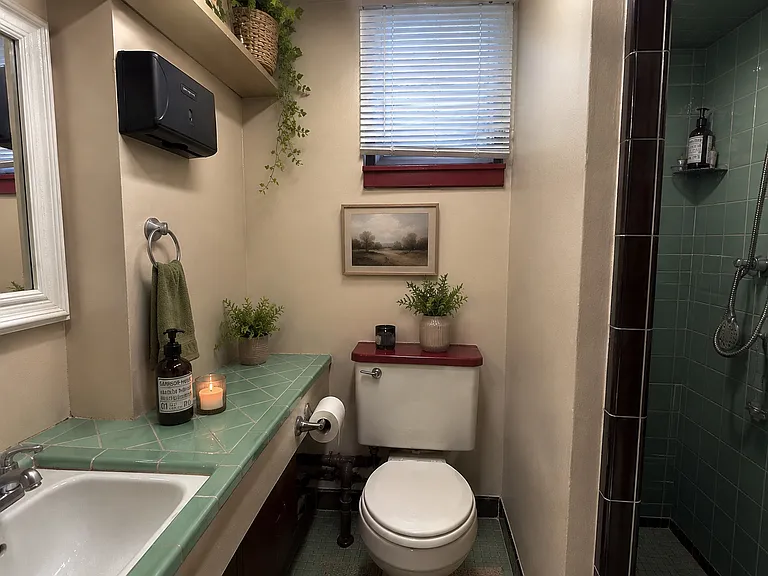 671 S Main St #1 — Photo 6