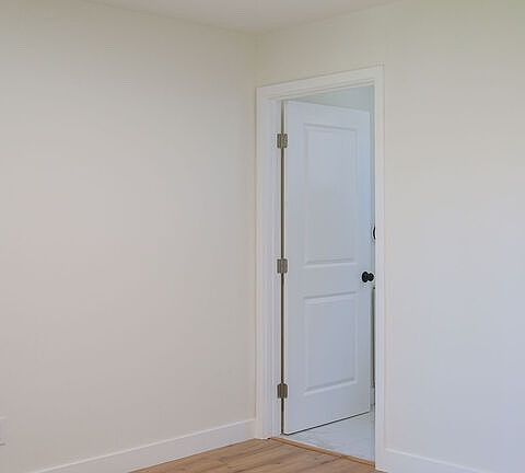 4th image of 6008 2nd Ave