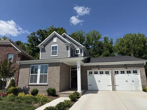 878 Nightingale Ave, Hendersonville, TN 37075